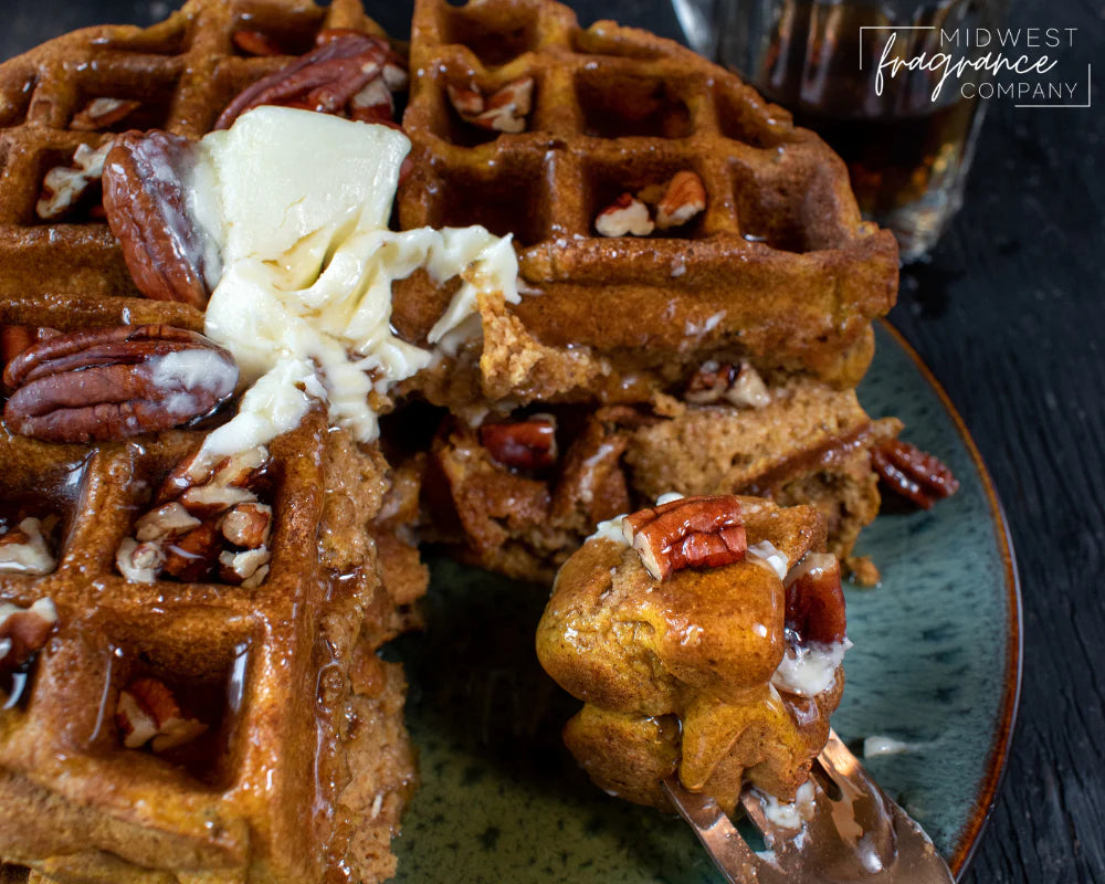Fragancia Midwest Fragrance Company - Pumpkin Pecan Waffles - Waffles de Calabaza y Nuez Pacana - Inspirada en Bath & Body Works (BBW)® / White Barn ®