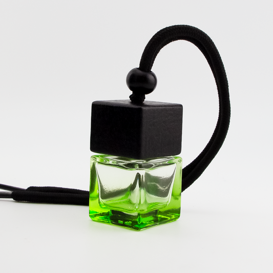 Difusor Aromático / Aromatizante para Auto / Carro – Frasco Colgante Recargable de Vidrio y Madera Tapa Cuadrada - Verde 8ml