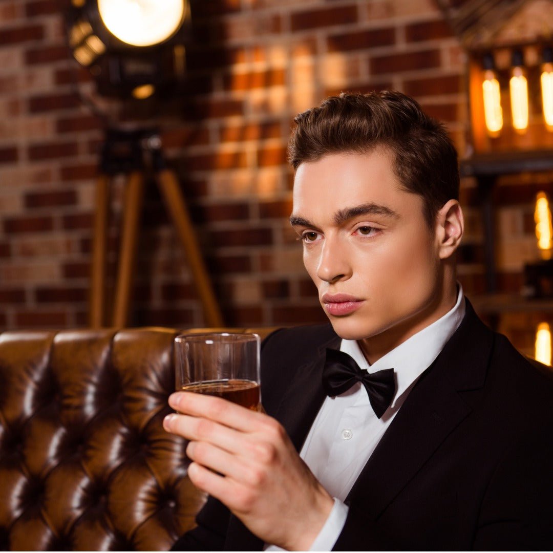 Fragancia Candle Craft - Bow Tie & Bourbon - Corbata de Moño y Bourbon - Inspirada en Bath & Body Works (BBW)® / White Barn ® - Candle Craft