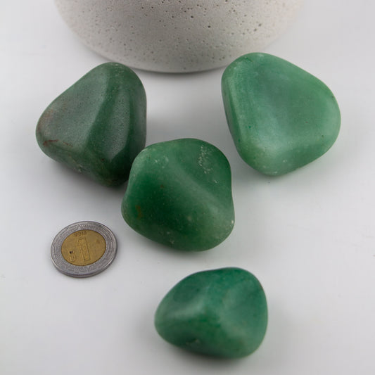 Venturina Verde Pulida – Piedra de Abundancia y Armonía para Velas y Decoración