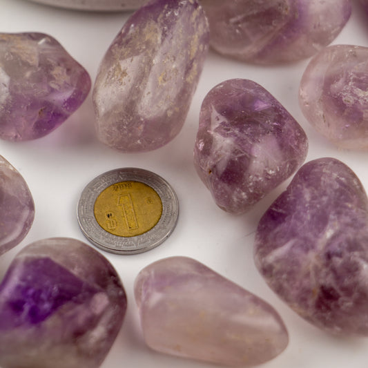 Cuarzo Amatista Morado Pulido – Piedra de la Calma y la Protección para Velas y Decoración