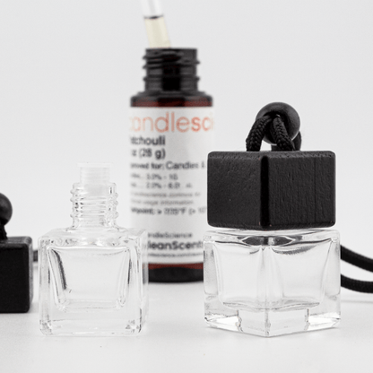 Difusor Aromático / Aromatizante para Auto / Carro – Frasco Colgante Recargable de Vidrio y Madera Tapa Cuadrada - 8ml - Candle Craft