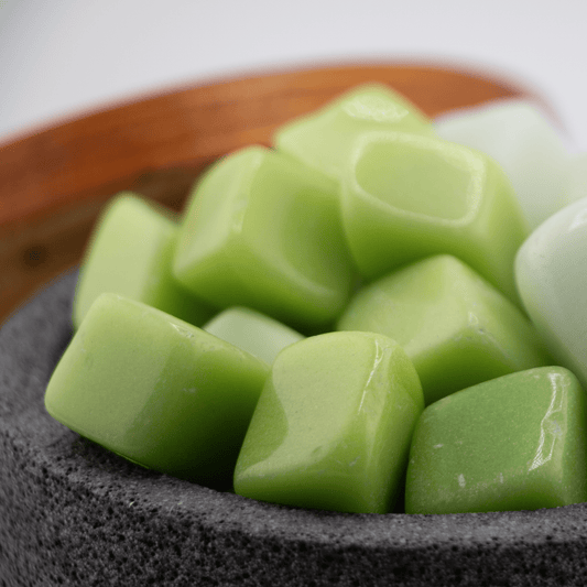 Piedras Petralux Luminiscentes Tipo Cuarzo – Piedra Preciosa Verde de Luz y Creatividad para Velas y Decoración - Candle Craft