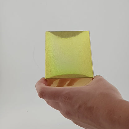 Caja Decorativa Cuadrada para Velas – Dorada con Brillos - Ventana Transparente | Chica 8x10 cm